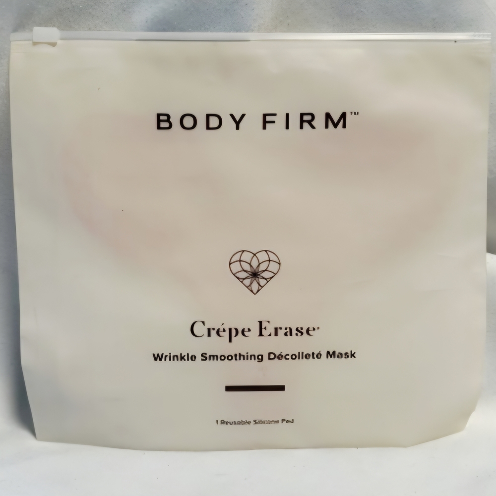 BODY FIRM Crepe Erase Wrinkle Smoothing Décolleté Silicone Mask